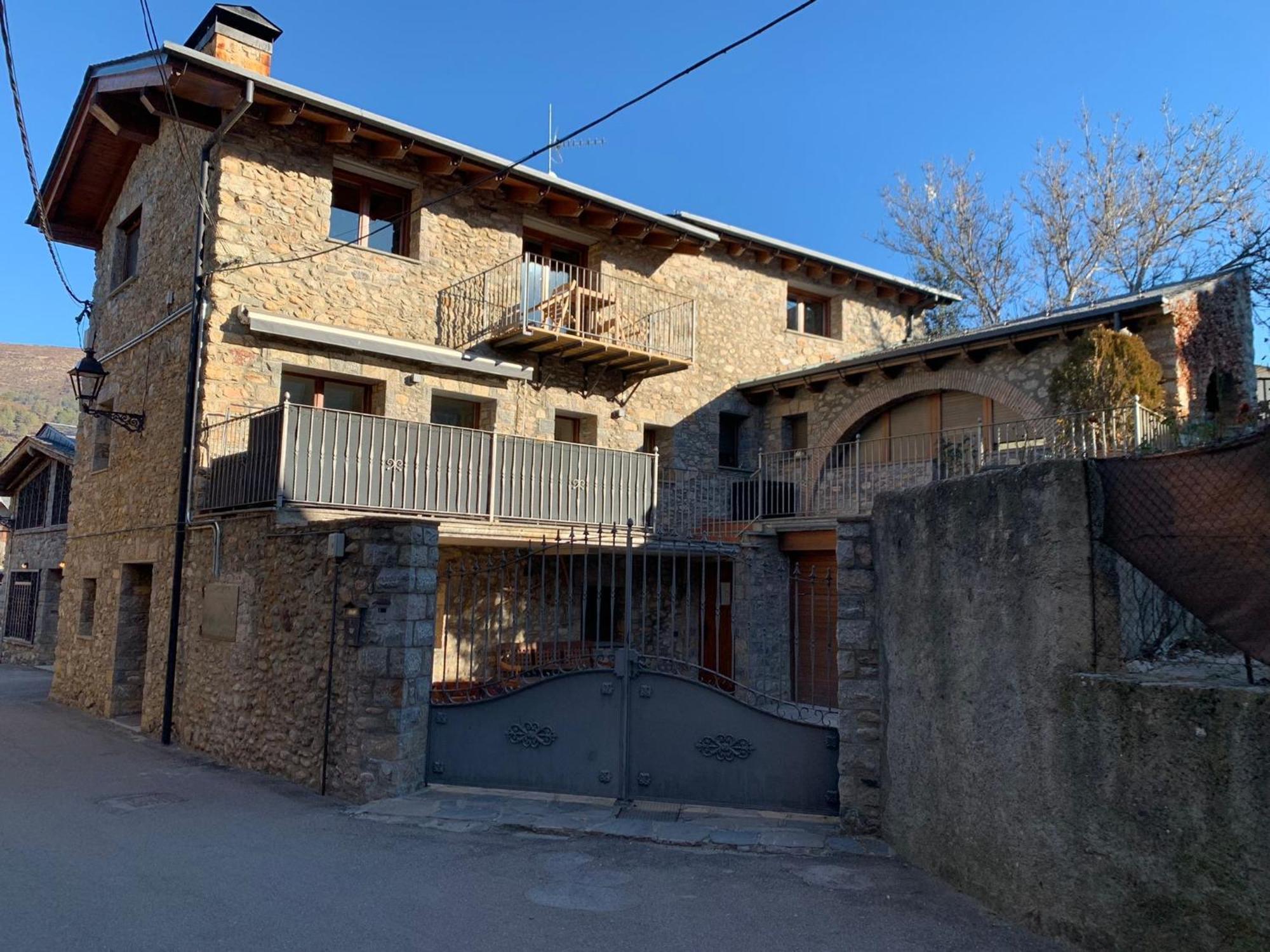 Apartaments Cal Bertran Bellver De Cerdanya Extérieur photo